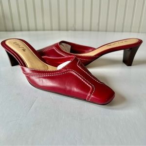Vintage Y2K Unisa Red Stitch Trim Pointed Toe Square Heel Mule
